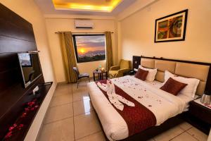 Hotel Sanobar