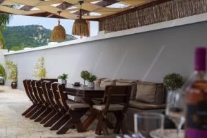 Pervolia House Private Pool Near Airport