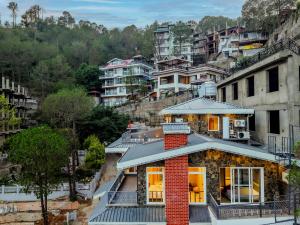 ELIVAAS Bask and Blessings Mist Suites with Private Balcony