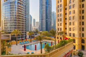Beachfront JBR 2 Bedroom Apartment with Pool View