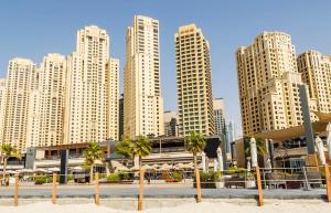 Beachfront JBR 2 Bedroom Apartment with Pool View
