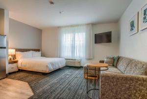 MainStay Suites