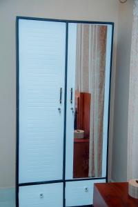 One bedroom 1