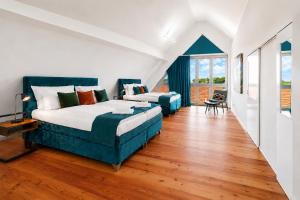 Luxury Penthouse for 8 - Center - Parking - Therme 8 min - Airport 15 min
