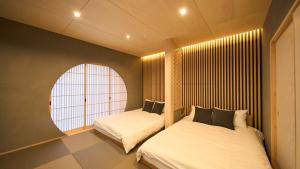 moco別邸 USJ側にあるサウナ付き貸切別荘 Luxurious house 5Bedroom 16PAX 170sqm Sauna Bath tab