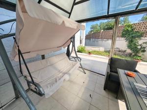Apartment with free pool and parking space