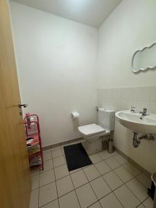 Beautiful, cozy 3-bedroom apartment with parking