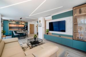 MyFlat Wave Azure Apartment