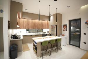 Blooms Villa