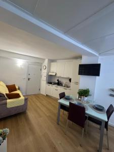 MY FIT house