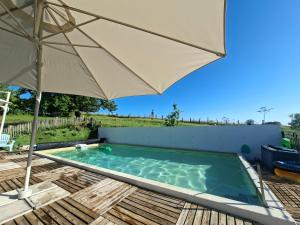 Gîte familial 10 pers jardin et piscine