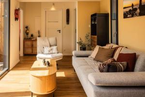 Tiny House with terrace in Oud Ade - Tuin van Keet - 38