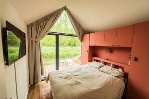 Tiny House with terrace in Oud Ade - Tuin van Keet - 38