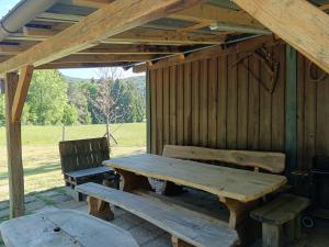 Forest Cabin Black Stream - Wilderness Experience