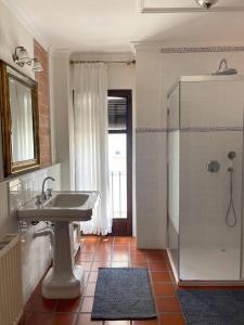 Casa TQ: Encanto histórico, alma y confort moderno