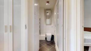 bright duplex flat in the desired area of Euston