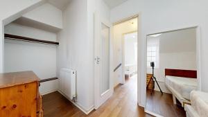 bright duplex flat in the desired area of Euston