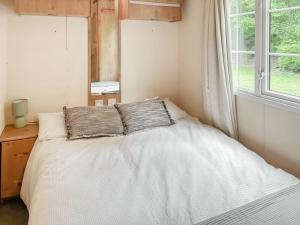 Station House Retreat with private hot tub