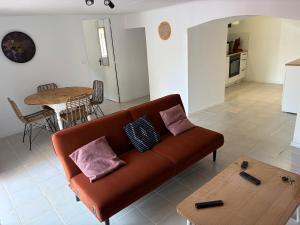 Appartement St-Étienne-des-Sorts