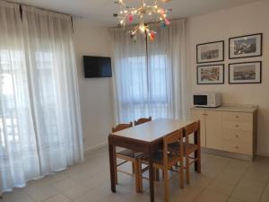 Spacious and central stay with sea views