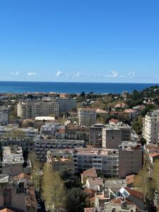Studio Marseille View