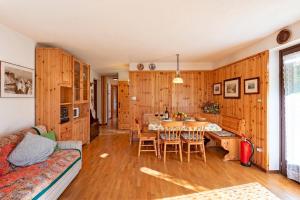 Family Apartment Steps From Ski Lifts - Happy Rentals