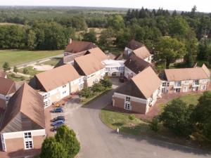 Hotels Domaine de Mont-Evray : photos des chambres