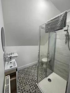 8 Bedroom House For Corporate Stays in Kettering