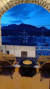 Sophia Limeni Spa - Sea front