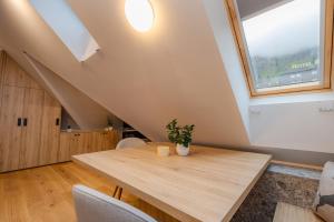 Alpine Loft Escape