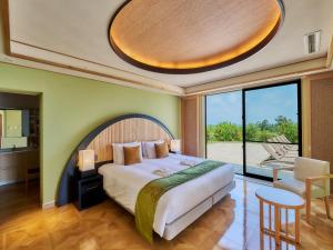 Miyakojima Kurima Resort Seawood Hotel