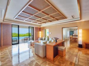 Miyakojima Kurima Resort Seawood Hotel