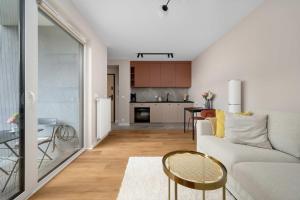Cozy Studio with Garden and Place to Work by Noclegi Renters