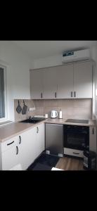 Apartman 33 Belgrade