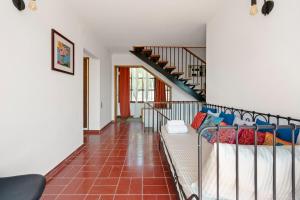 Bohemien House by Claire Homes