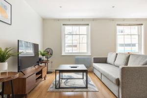 GuestReady - Sleek Serenity in Hammersmith