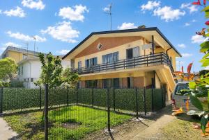 Appartamenti Mirella, quiet area, with parking space and wi-fi