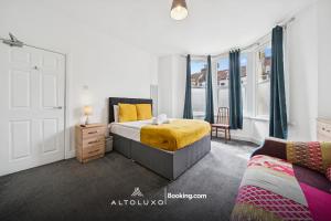The Belle Spacious 6 Bedroom By AltoLuxo Short Lets & Serviced Accommodation With Free WiFi & Parking