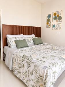 DG Coastal Comfort near Alona Beach - Pool, Gym and Play area