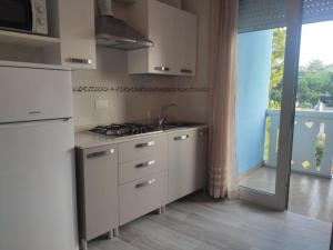 Lovely flat just a short walk to the beach