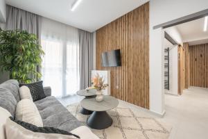 West Athens Luxurius Apartment