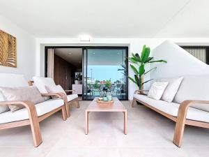 Garden Golf - 8910