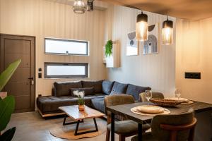 Noemi City Lofts, By IdealStay