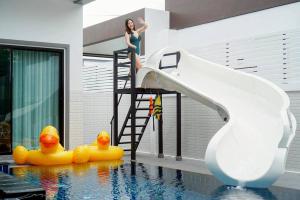 Sunday Villa Green Mellow Pattaya