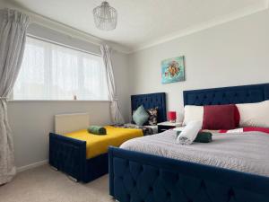 Comfortable 3BR Home Perfect for Work and Family