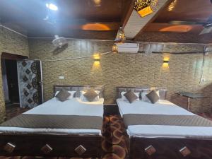 Poonam P Guest House