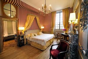 Hotels Chateau-Hotel de Bourron : photos des chambres