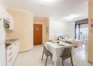 Chic Rina Sea Apartment M2 Studio sleeps 2 persons img19