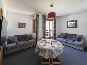 Le Nid Rouge Risoul Balcony & View Ski 100 m