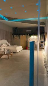 BREATH47SPA - Private Spa Suite White Jacuzzi & Sauna in Marbella